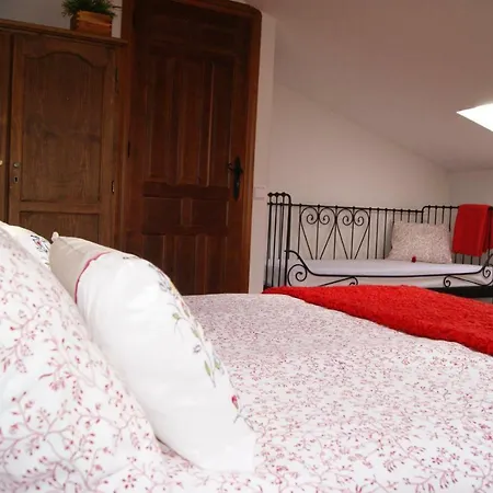 Apartamento 2 4/6 Pax Casa Rural El Sauce. A 2,5 Km De Cuenca Capital Nohales Exterior photo
